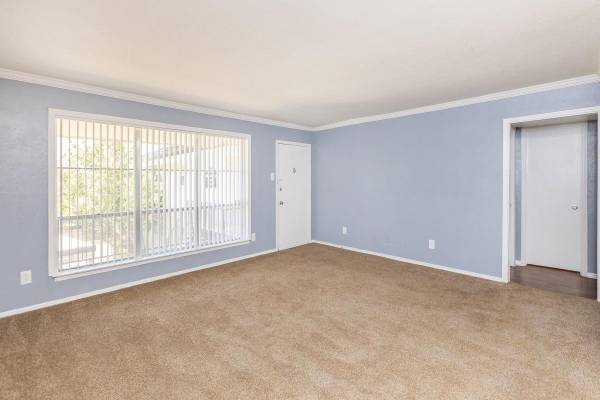 $870 / 416ft2 - Studio, Patio or Balcony, 9Ft Ceilings (2217 Ridgmar Blvd, Fort Worth, TX)63622615898243124
