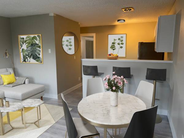 $1,395 / 1br - 519ft2 - 2323 #42 1 bedroom, storage available, first month FREE! dogs ok! (Milwaukie)63831683013377121