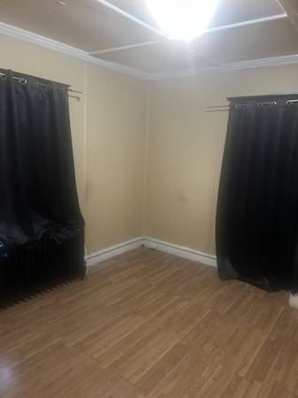 $500 / 3br - Room for rent westphila (Westphila)63666799503105120