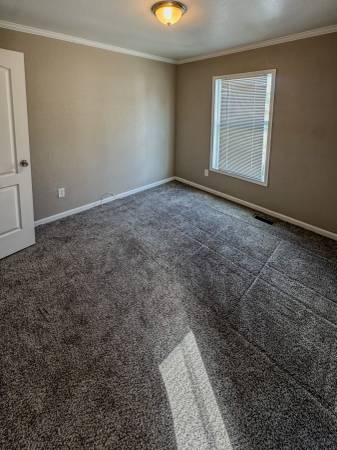 $1,300 / 3br - 1216ft2 - The Breakers — Move-In Ready Homes (The Breakers)64151002059138124