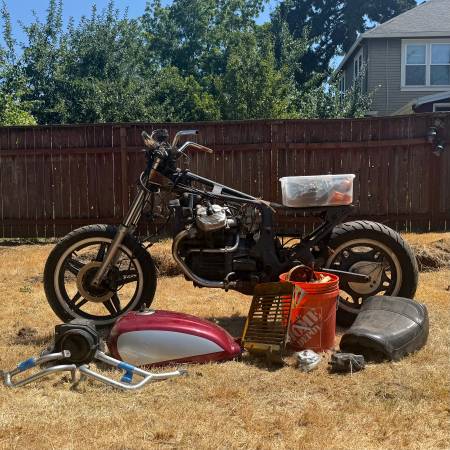 Honda Silverwing GL500 Frame/Parts