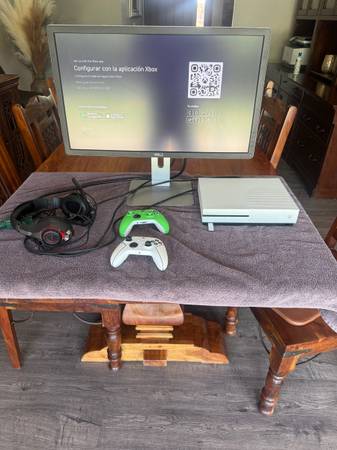 Xbox one S setup 1