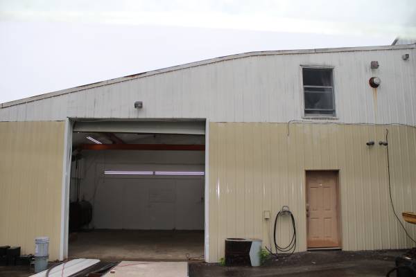 $1,750 / 1000ft2 - shop/office/parking (Warwick)64151600809987120