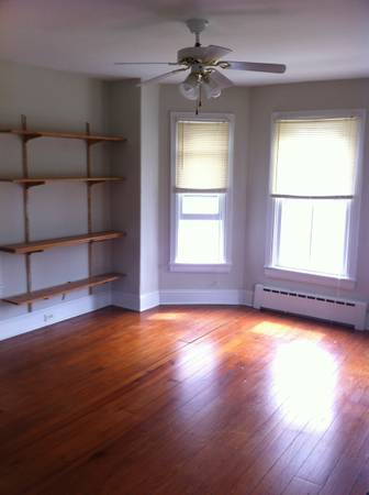 $2,150 / 3br - 3000ft2 - A wonderful 3 Bedroom 2 bath  House in Cambridge’s Historic District (Cambridge, 21613, Eastern Shore)63806890615043124