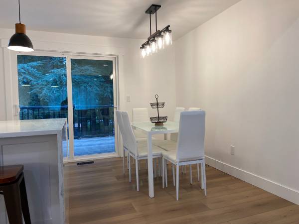$4,750 / 4br - 2240ft2 - Furnished House in Bellevue, near Microsoft, Amazon, Google. (Bellevue)63808058906241123