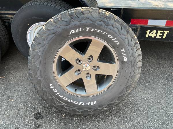 2015 Jeep Wrangler, spare tire. 1