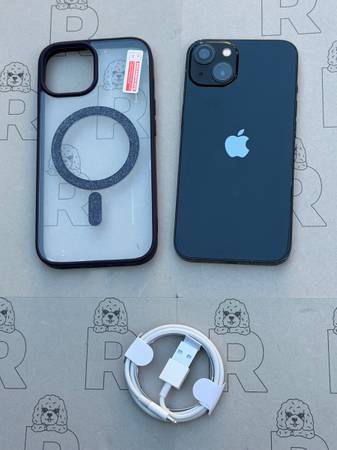 IPhone 13 128g Factory unlocked 1