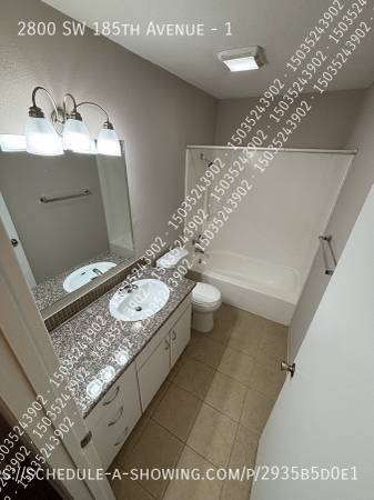 $1,495 / 2br - 850ft2 - Downstairs 2 bedroom, W/D in unit, water/garbage paid AC-1 (2800 SW 185th Ave #1)64039060982659124