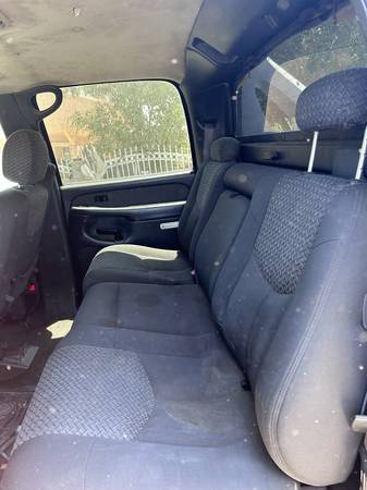 2002 Chevy Escalade excelente estado - $2,500 (Sun valley)63623854790659124