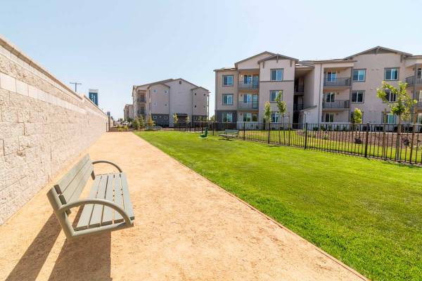 $3,320 / 3br - 1311ft2 - Fitness Center, Wheelchair Access, Private Balcony/ Patio (1349 Blossom Ave, Suisun City, CA)63900567078146124
