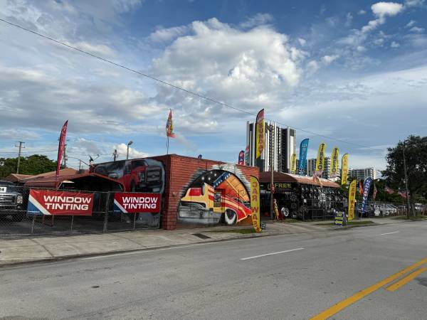 $6,999 / 11000ft2 - Lote de autos en alquiler estoy en Fort Lauderdale 35 autos (Fort Lauderdale)63825131849985120