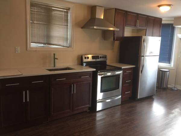 SHORT TERM RENT,Dufferin/Maj.Mackenzie 1