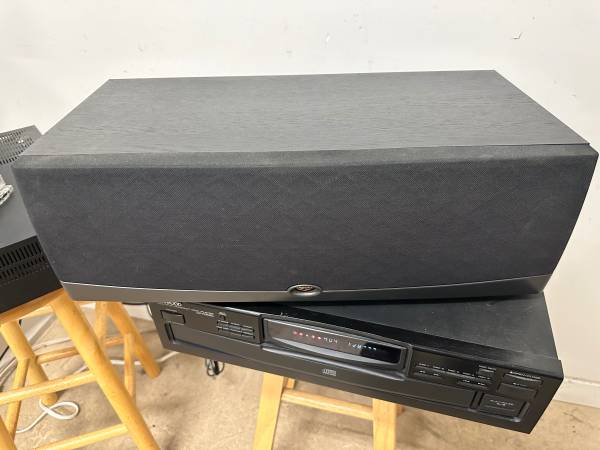 Klipsch Reference IV RC52 Center Speaker 1