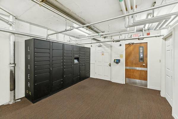 $2,774 / 2br - 1300ft2 - Close to Washington Park, Upgraded countertops (Goose Hollow)63820763135875123