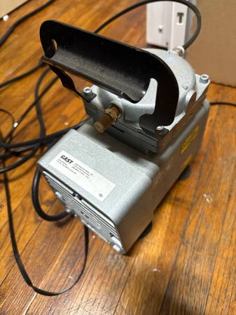 Gast diaphram pump 1