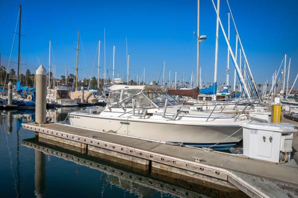 27' Diesel Phoenix Weekender (Perfect for cruisin' & fishing) 1