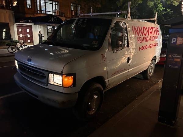 Ford E250 Van 2001 - $1.500 (Midtown East)63470771063169120