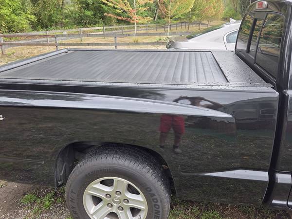 2009 Dodge Dakota - $11,000 (Toledo)63438158317315121