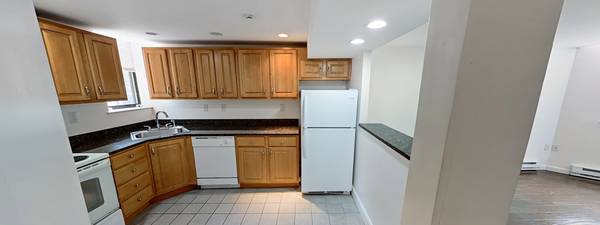 $2,300 Queensberry St. Modern Studio – $2,300 – Avail. 10/15/25 (Boston)63996834325379124