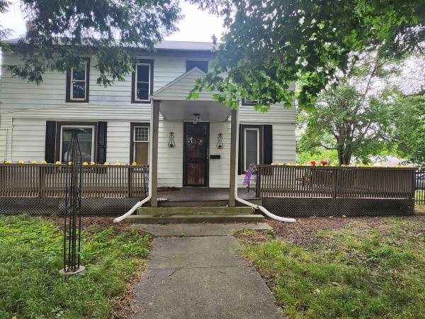 $600 / 5br - 4000ft2 - Fully furnished room for rent (Lincoln)63700508450305120