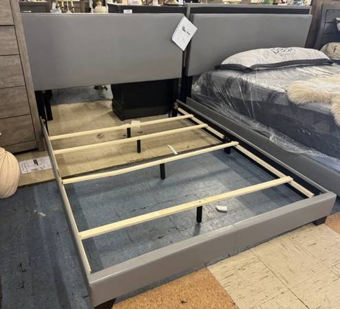 Dorian upholstered queen bed grey/gray NEW 1