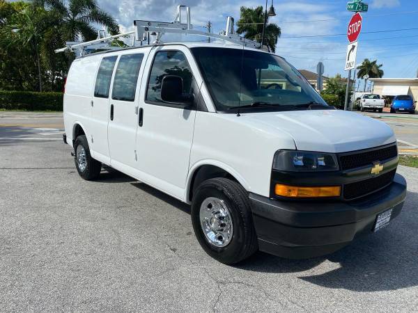 2020 Chevrolet Chevy Express 2500 3dr Cargo Van  cargo vans and trucks - $19,800 (+ Cita auto Sales)63479481139329121
