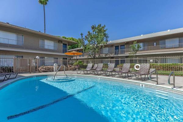 $2,085 / 1br - 750ft2 - Plush Carpeting, Ample Guest Parking, Vertical Blinds64027920179330124