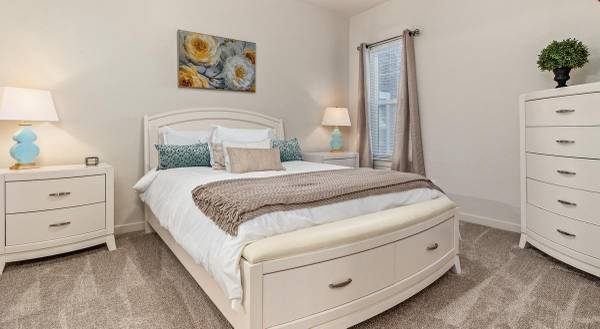 $1,470 / 1br - 750ft2 - Garbage disposal, Dishwasher, Full sized Washer and Dryer (Meridian)63981534334466124