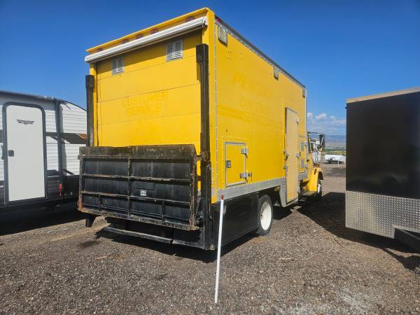 Freightliner FL150 - $8,000 (Littleton)63619798457603122