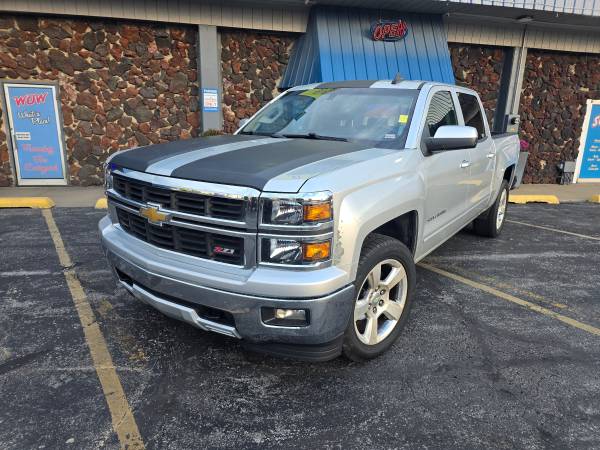 2015 Chevrolet Silverado 1500 4x4 2LT 1
