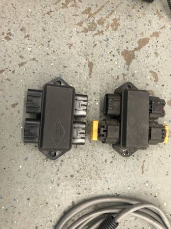 Mercury 4 Way Junction Boxes (2) 1