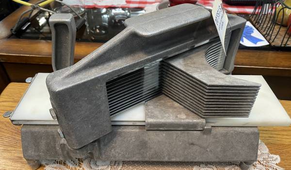 NEMCO TOMATO SLICER 1