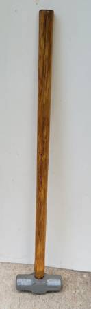 10 LB SLEDGE HAMMER 1