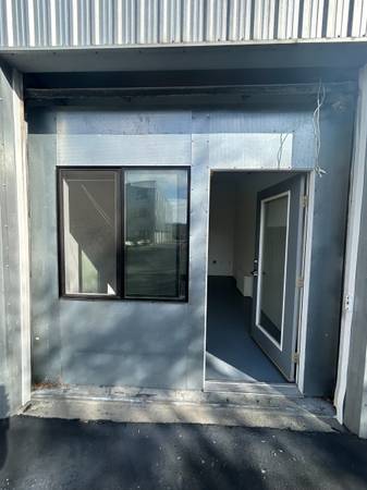 $1,075 GRAND XL Private Studio on ground floor - Available NOW! (berkeley)64181605000578120