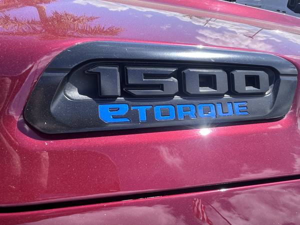 2025 RAM 1500 ! LIKE - Photo 7