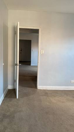 $2,200 / 1br - UN HERMOSO DEPARTAMENTO DE UN DORMITORIO EN FOREST HILLS (64 AV YELLOWST FOREST HILLS)63854288548867121