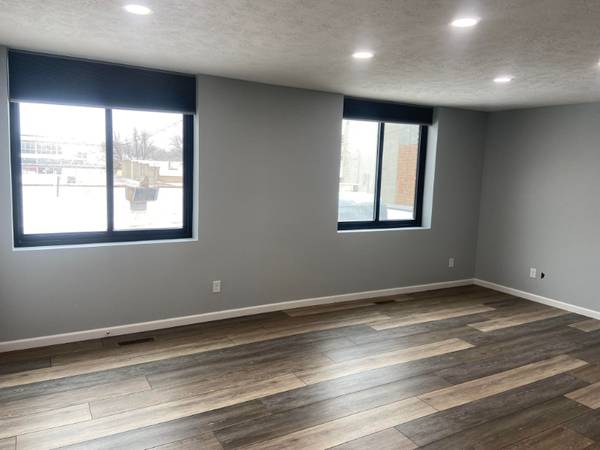 $800.00 / 2br - Brushmore Flats Apt 264018297494531123