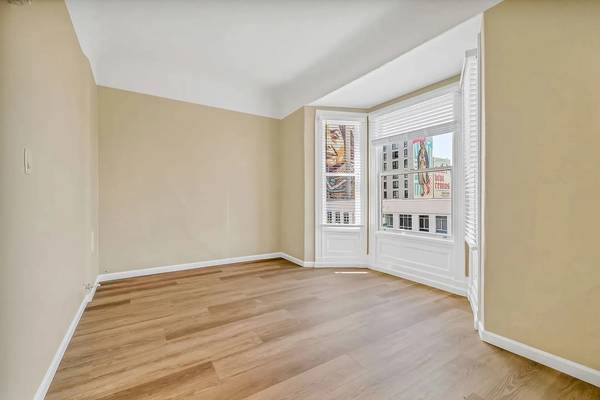 $1,320 / 1br - 420ft2 - City Living Made Easy – Modern Apartment in SF (mission district)63890428975233122