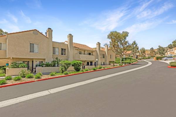 $3,849 / 3br - 1300ft2 - Cable Ready, 3/bd, Located in Santa Clarita (Santa Clarita)63700958656513124