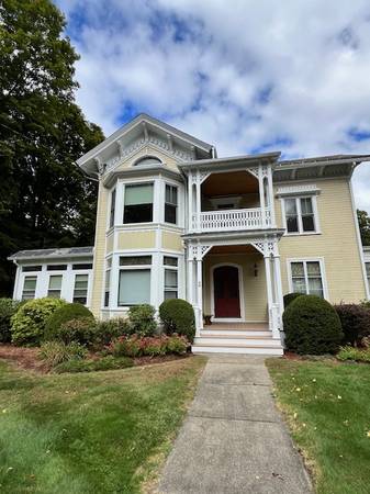 $2,750 / 2br - Upgraded Nov 1st Lease Start $2950 Regular Turnover 10/15 $2750 (Beacon Street Florence Ma)64017045728514120