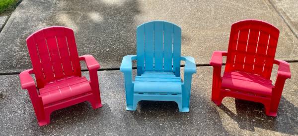 THREE KIDS PLASTIC ADIRONDACK CHAIRS 1