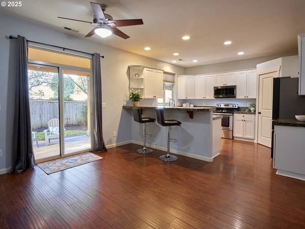 $1,195 / 2100ft2 - Beautiful home with 1-2 rooms available (Vancouver)64039061202947121