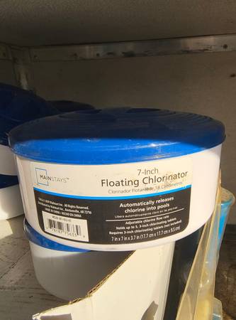 Floating chlorinator for you pool NEW NEW 1