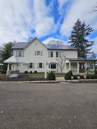 Insured and reliable paint crew interior/exterior 1