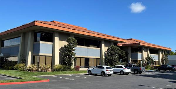 Professional Downtown Office Suites for Lease 1