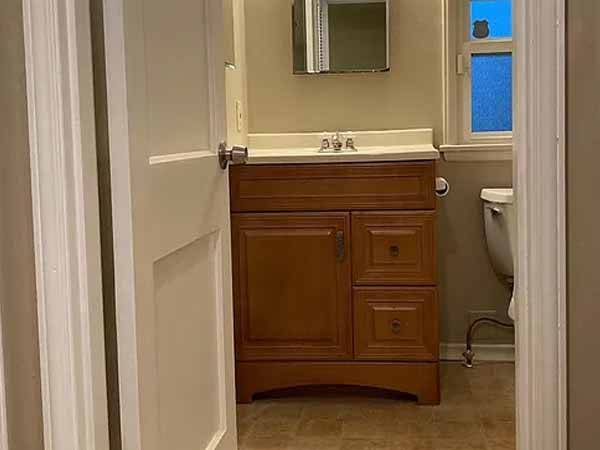$1,000 / 3br - This 3-bedroom, 2-bathroom home (Seattle, WA)63659532962691123