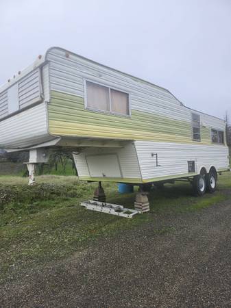 Livable trailer 1