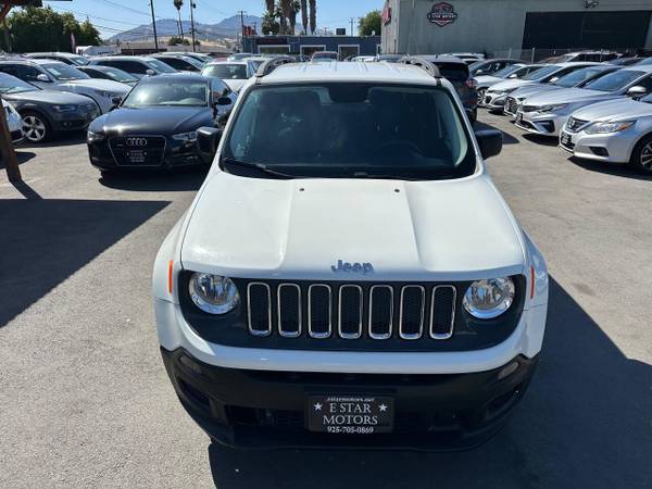 2017 Jeep Renegade Sport 4 puertas SUV, ¡financiamos! - $1.500 (concord / pleasant hill / martinez)63485159528065123