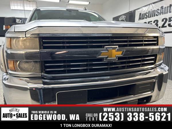 2015 Chevrolet Silverado 3500HD - Photo 2