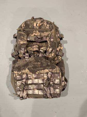 Hunting Pack - Code of Silence 1